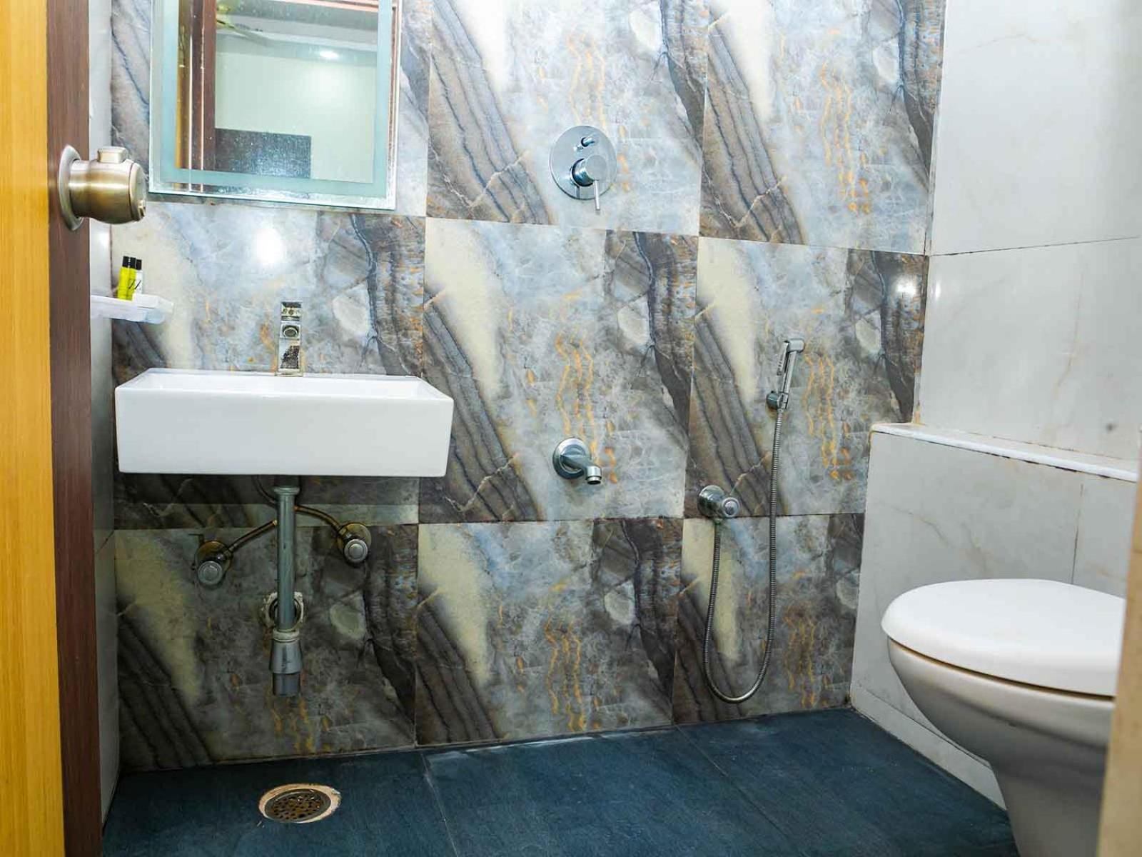 Hotel Z Express Enzyme Bangalore Esterno foto